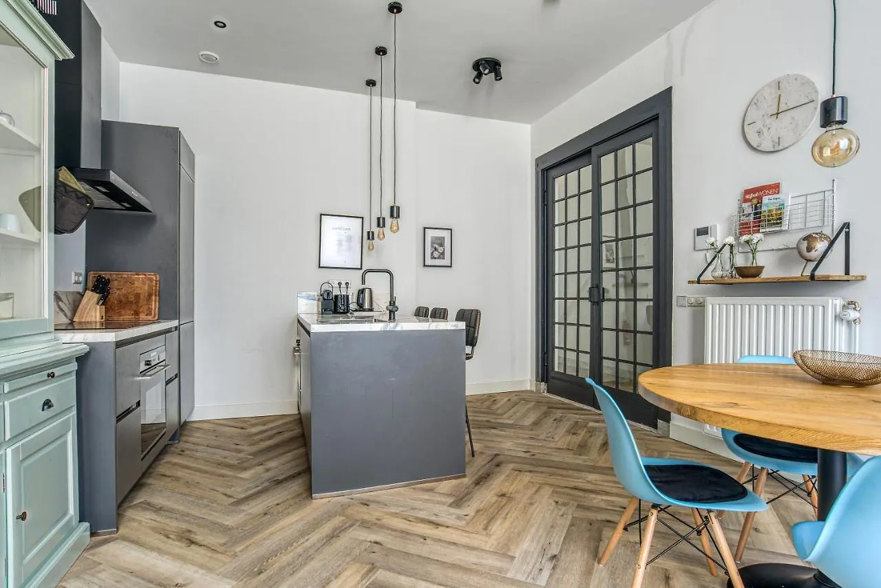 Apartment Hosted By Wendy Prins Willem 1 The Hague