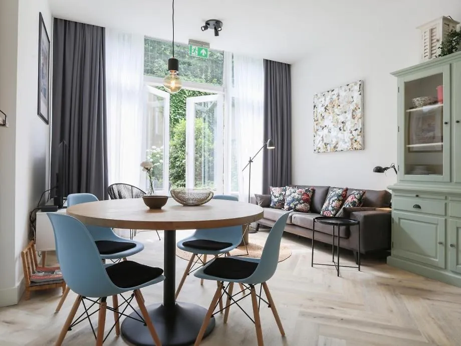 Hosted By Wendy Prins Willem 1 The Hague Apartment
